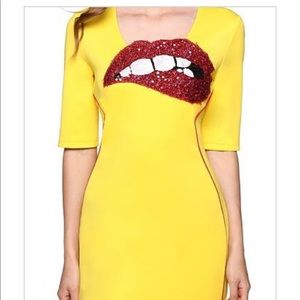 NOT AVAILABLE Yellow dress with sequin lip design
